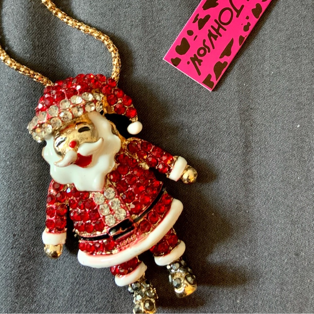 BJ red jolly Old St. Nick with a cute toboggan. Great for girls at Christmas!❤️